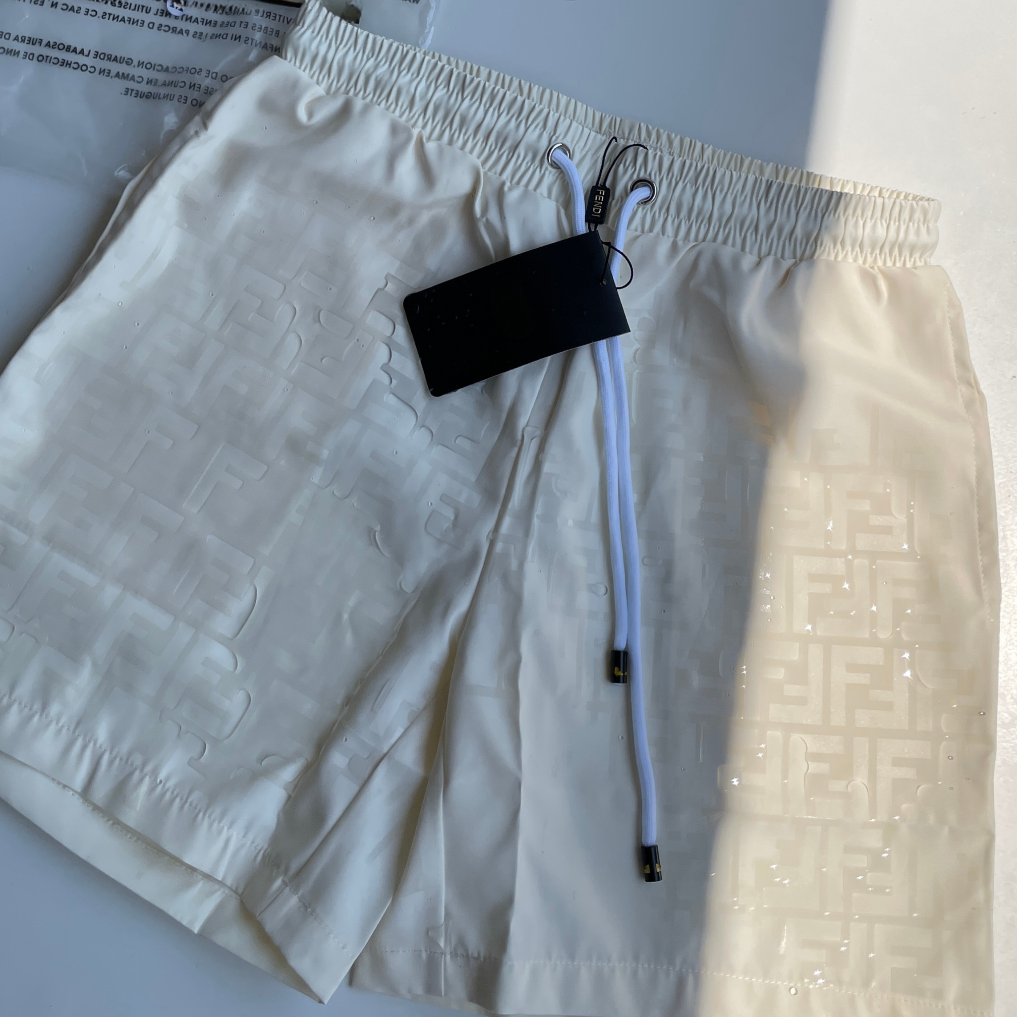 Short Réactif Blanc (introuvable)
